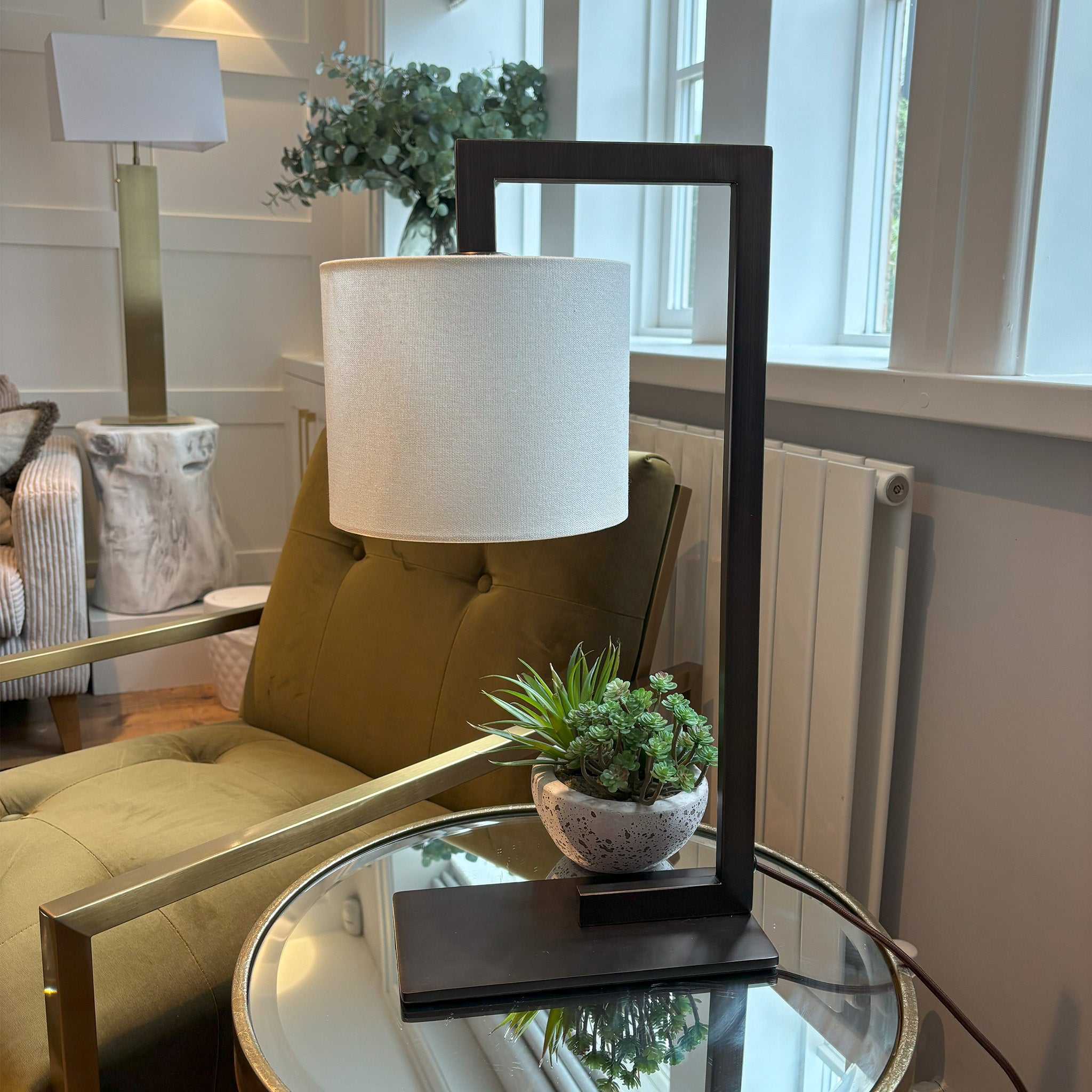Overarm Table Lamp in Satin Black